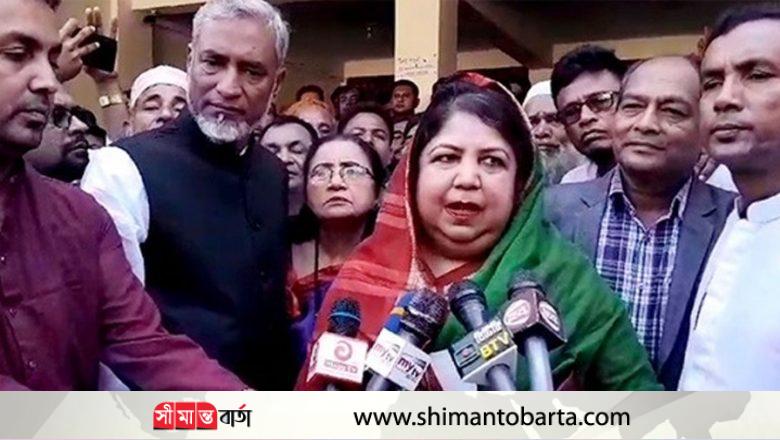 রংপুর-৬ আসনে মনোনয়নপত্র জমা দিলেন স্পীকার