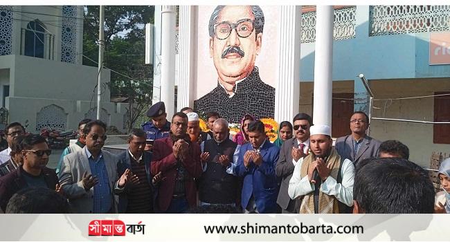 দেবহাটায় প্রশাসনের আয়োজনে শহীদ বুদ্ধিজীবী দিবস পালিত