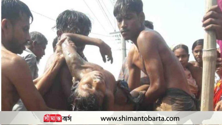 দেবহাটায় ব্রীজের পুরানো রড ভাঙতে গিয়ে এক কিশোরের মৃত্যু