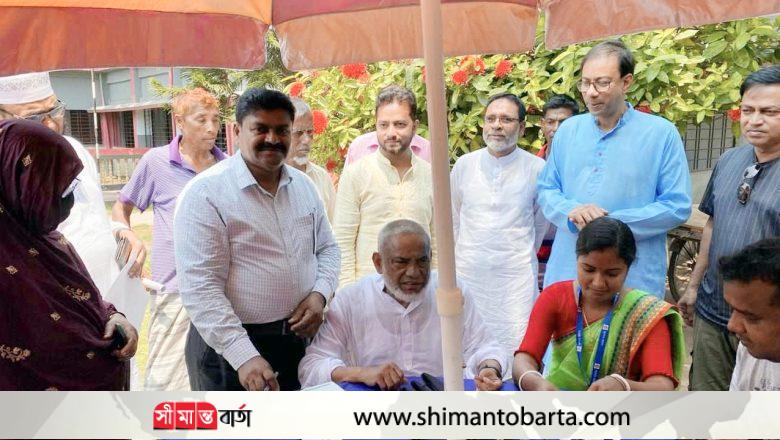 দেবহাটায় ফ্রী মেডিকেল ক্যাম্প অনুষ্ঠিত