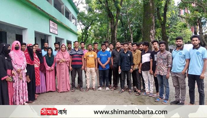 দেবহাটা পারুলিয়ায় সেচ্ছাসেবী সংগঠন আমাদের টিমের সভা অনুষ্ঠিত