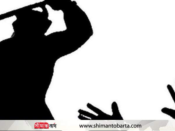 মাদকাসক্ত যুবকের হাতুড়ির আঘাতে প্রতিবন্ধী জাহাঙ্গীর মারাত্মক আহত